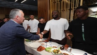 Beşiktaş maçı öncesi Kocaelisporlu futbolculara moral