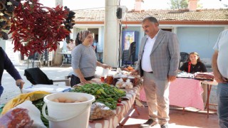 Beyağaçın yöresel ürünleri bağbozumu şenliğinde tanıtıldı
