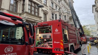 Beyoğlunda otelde çıkan yangın kontrol altına alındı