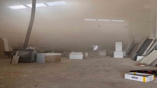 Beyşehirde mobilya imalathanesinde yangın paniği