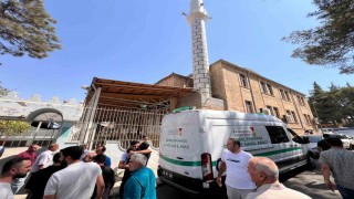 Bıçaklı saldırıda hayatını kaybeden genç adam son yolculuğuna uğurlandı