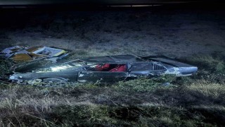 Bilecikte kontrolden çıkan otomobil şarampole uçtu