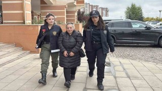 Bir gün boyunca evde yalnız bıraktığı bebeğinin ölümüne sebep olan kadına 22 yıl hapis cezası