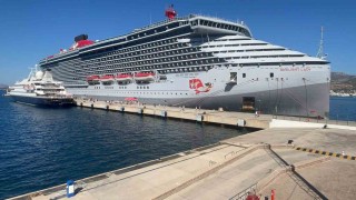 Bodruma 2 gemi birden geldi