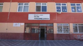 Boğazına kek kaçan öğrenci hayatını kaybetti