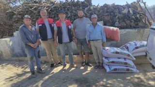 Buldanda orman yangınından etkilenen üreticilere saman ve yem desteği sağlandı