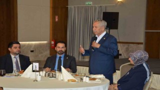 Bülent Arınç: Türkiye ne gördüyse AK Parti sayesinde gördü