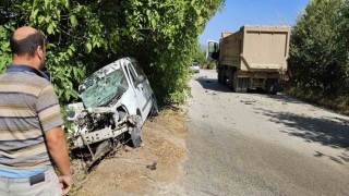Burdurda otomobil ile kamyon çarpıştı: 1 ölü