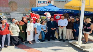 Burhaniye Kaymakamı kadın emeği pazarını ziyaret etti