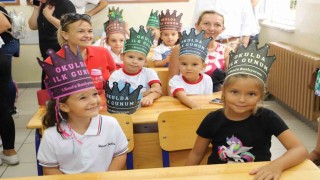 Bursada 657 bin öğrenci ve 41 bin öğretmen ders başı yapıyor