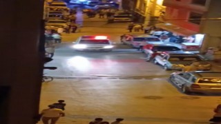 Bursada çocuk kavgasına aileler de karıştı: Sokak savaş alanına döndü