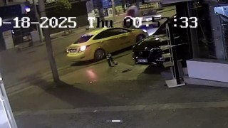 Bursada drift yapan araç ile motosiklet çarpıştı, kaza kameralara saniye saniye yansıdı