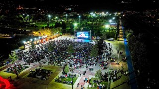 Bursada kalpler 12 Dev Adam için attı