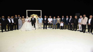 Bursada siyaset ve iş dünyasını buluşturan düğün