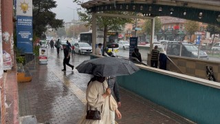 Bursada yağmur sevinci...Böyle dans ettiler