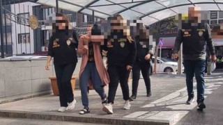 Çaldıkları 2 milyon lira değerindeki ziynet eşyasını kirli bebek bezinin içine sakladılar