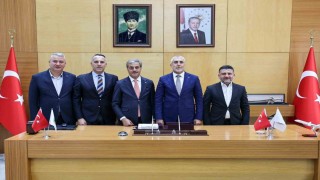 Çalışma ve Sosyal Güvenlik Bakanı Işıkhan Sakaryada