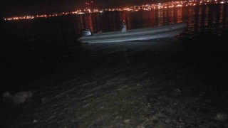 Çeşmede 32 kaçak göçmen sahilde yakalandı