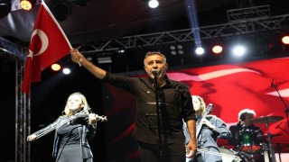Çivrilde festival coşkusu Haluk Levent ile doğruya ulaştı