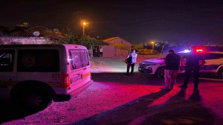 Çocuk yüzünden çıkan kavgada komşunu bıçakladı: 1 ağır yaralı