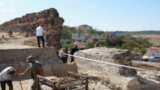 Çorlu Kalesinde kazı çalışmaları sürüyor