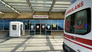 Çorumda çocukların da olduğu iki grup arasında bıçaklı kavga: 1i ağır 2 yaralı