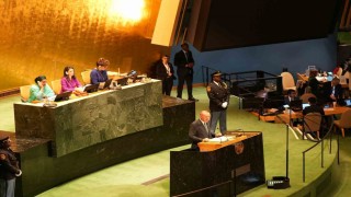 Cumhurbaşkanı Erdoğan: Bugün bu kürsüde kendi vatandaşlarımızla birlikte sesi kısılmak istenen Filistin halkının hissiyatına tercüman olmak için de bulunuyoruz