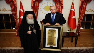 Cumhurbaşkanı Erdoğan, Kudüs Rum Ortodoks Kilisesi Patriği 3üncü Teofilosu kabul etti
