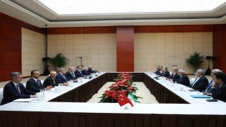 Cumhurbaşkanı Erdoğan, Pezeşkiyan ile görüştü