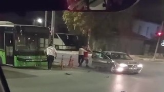 Darp edilen kadını halk otobüsü şoförleri kurtardı