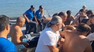 Denizde yüzdüğü esnada beyin kanaması geçiren vatandaşı deniz polisi kurtardı