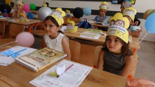 Deprem sonrası yapılan okullarda eğitim öğretim başladı