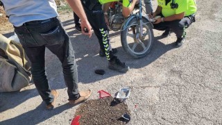 Devrilen motosikletin sürücüsü yaralandı