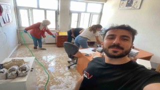 Diclede öğretmenler görev yaptıkları okulu temizledi