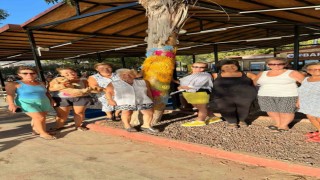 Didimli kadınların, çevre sorunlarına dikkat çekmek için ilginç etkinliği