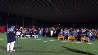 Diyadinde köy halkına açık hava sineması