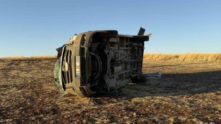 Diyarbakırda öğrenci servisi ile otomobil çarpıştı: 9 yaralı