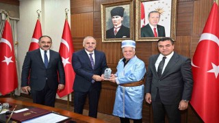 Diyarbakırda yılın ahisi, kalfası ve çırağı ödüllerini aldı