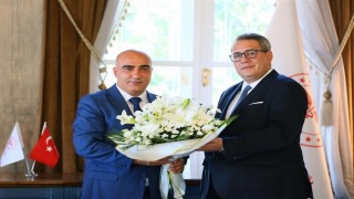 Doç. Dr. Ayhan Kul, İzmir İl Sağlık Müdürlüğüne atandı