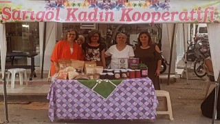 Doğal ürünleriyle festivale renk kattılar