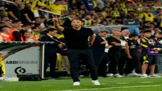 Domenico Tedesco, galibiyetle başladı