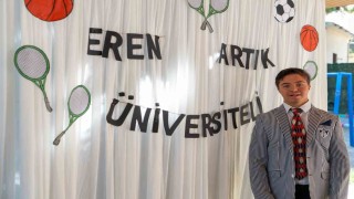 Down sendromlu genç büyük gurur yaşattı