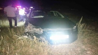 Düğün konvoyundaki kaza ucuz atlatıldı