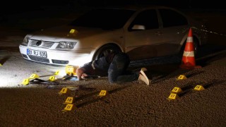 Düğün salonu önünde vurulan genç hayatını kaybetti