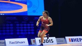Dünya Güreş Şampiyonasında Nesrin Baş finalde