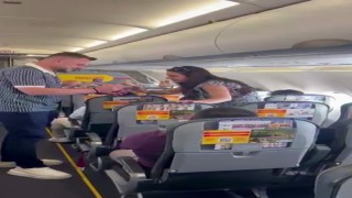 Dünyaevine ilk adımı gökyüzünde attılar