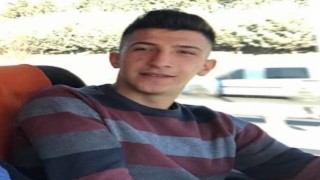 Edirnede genç arabasında ölü bulundu