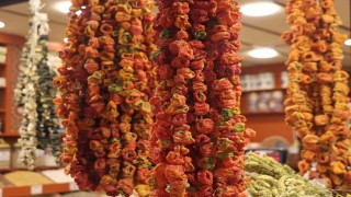 Elazığda kurutmalıklar tezgahlarda yerini aldı