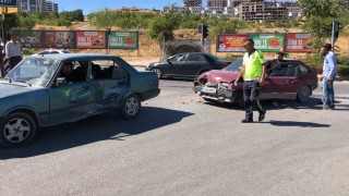 Elazığda trafik kazası: 1 yaralı