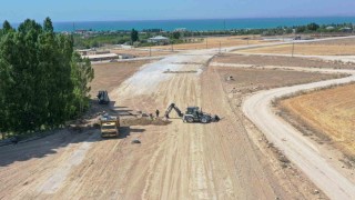 Elmalık yolunda yıkım çalışmaları yapılıyor